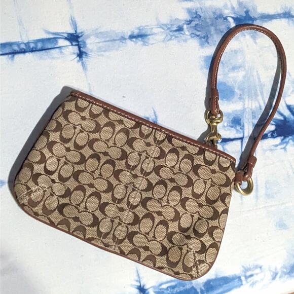 Coach Signature Canvas Wristlet Pouch Wallet Pocket Brown Women's Size OS - Picture 5 of 6